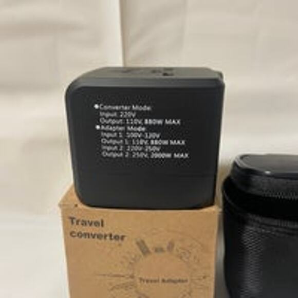Voltage converter travel adapter - Picture 3 of 6